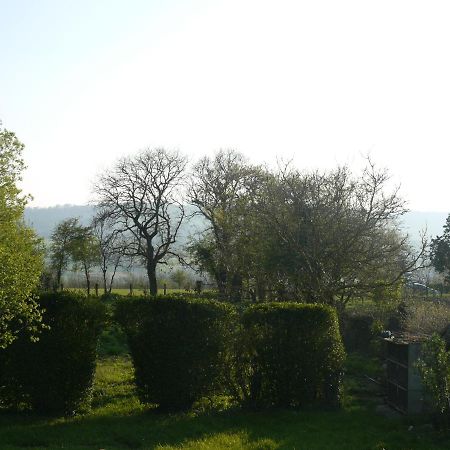 Les Miquelots Bed & Breakfast Pont-d'Ouilly Bagian luar foto