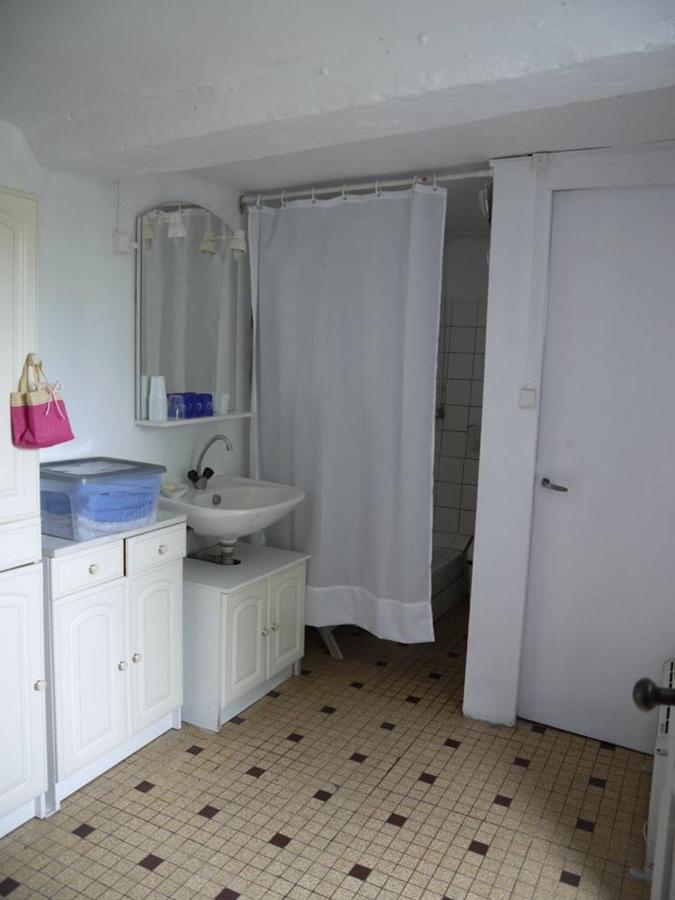 Les Miquelots Bed & Breakfast Pont-d'Ouilly Bagian luar foto